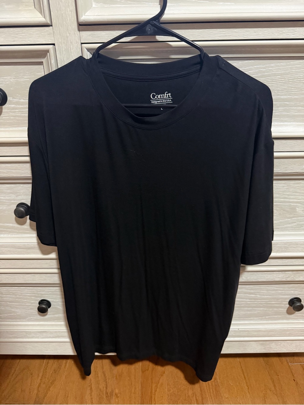 Comfrt Men's Black Crew Neck Short Sleeve Tee
